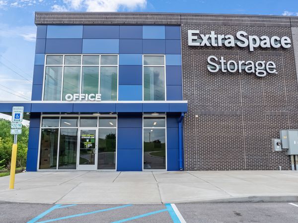 Extra Space Storage facility at 2311 1st Capitol Dr - St Charles, MO
