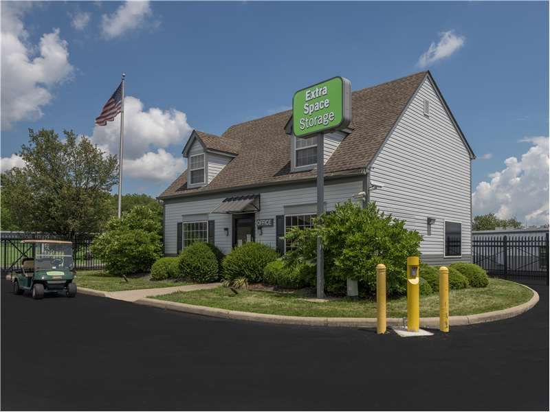 15×5 Self Storage Unit in Middletown, OH 909 Elliott Dr Middletown, Ohio