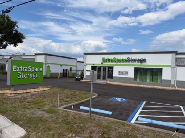 Extra Space Storage facility at 1675 Starkey Rd - Largo, FL