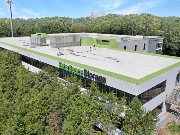 Extra Space Storage facility at 2141 Powers Ferry Rd SE - Marietta, GA