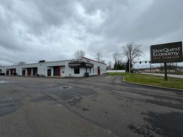 Extra Space Storage facility at 7986 Southern Blvd - Boardman, OH