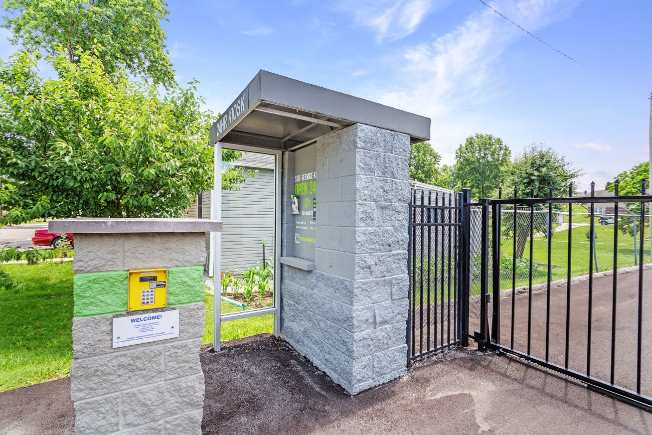 10×20 Garage in Huntingburg, IN 405 E 1st St Huntingburg, Indiana 3