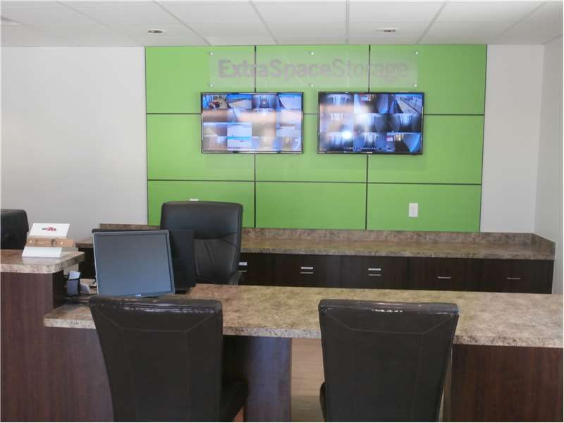 5×5 Self Storage Unit in Duncanville, TX 730 E Wheatland Rd Duncanville, Texas 3