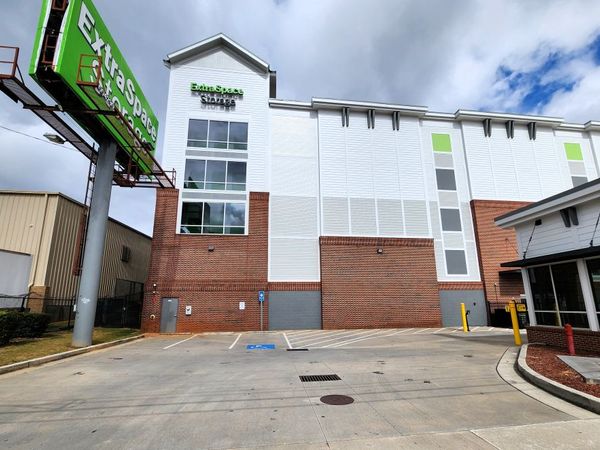 Extra Space Storage facility at 486 Decatur St SE - Atlanta, GA