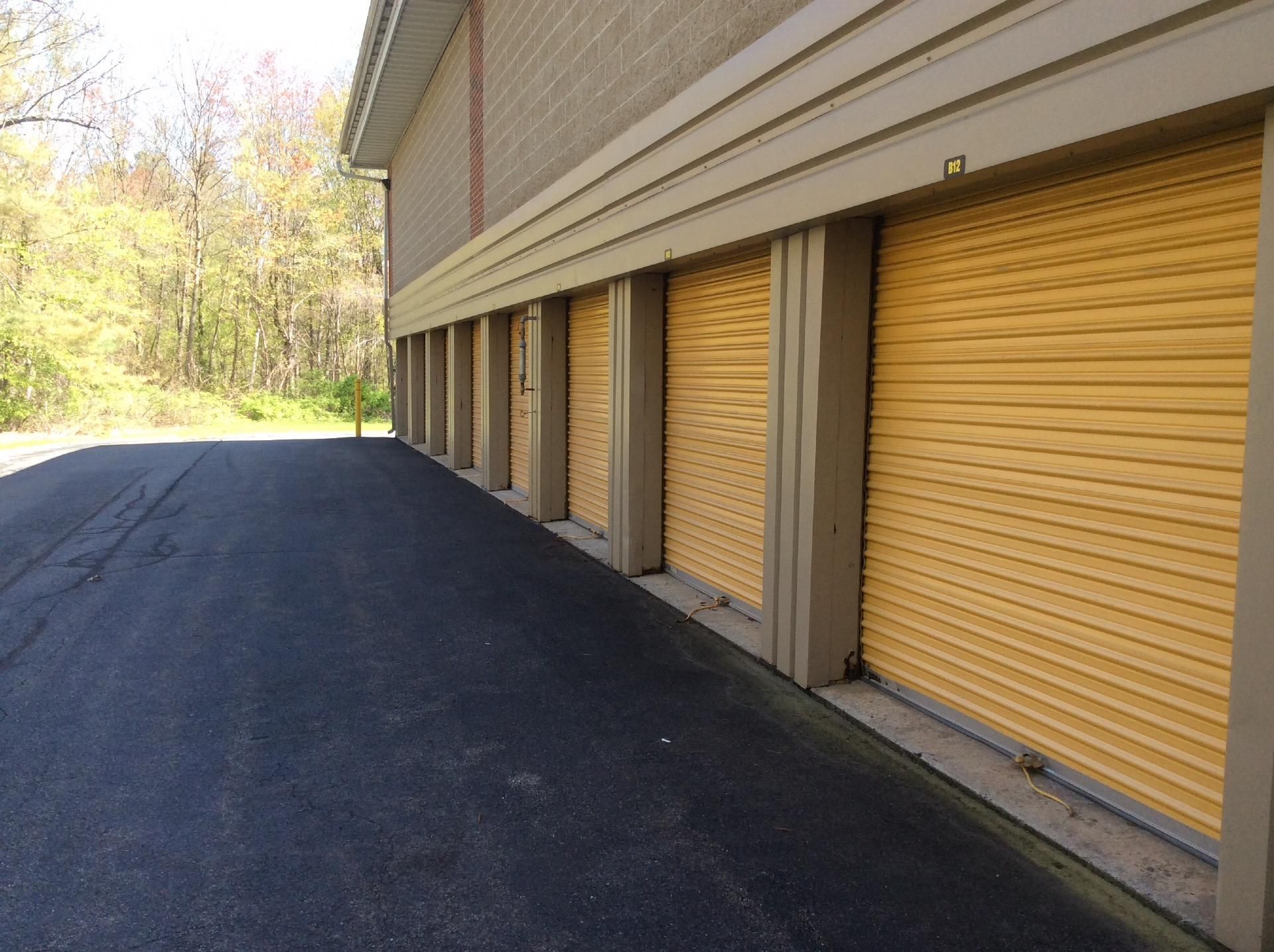 Extra Space Storage  120 Spit Brook Rd in Nashua, NH