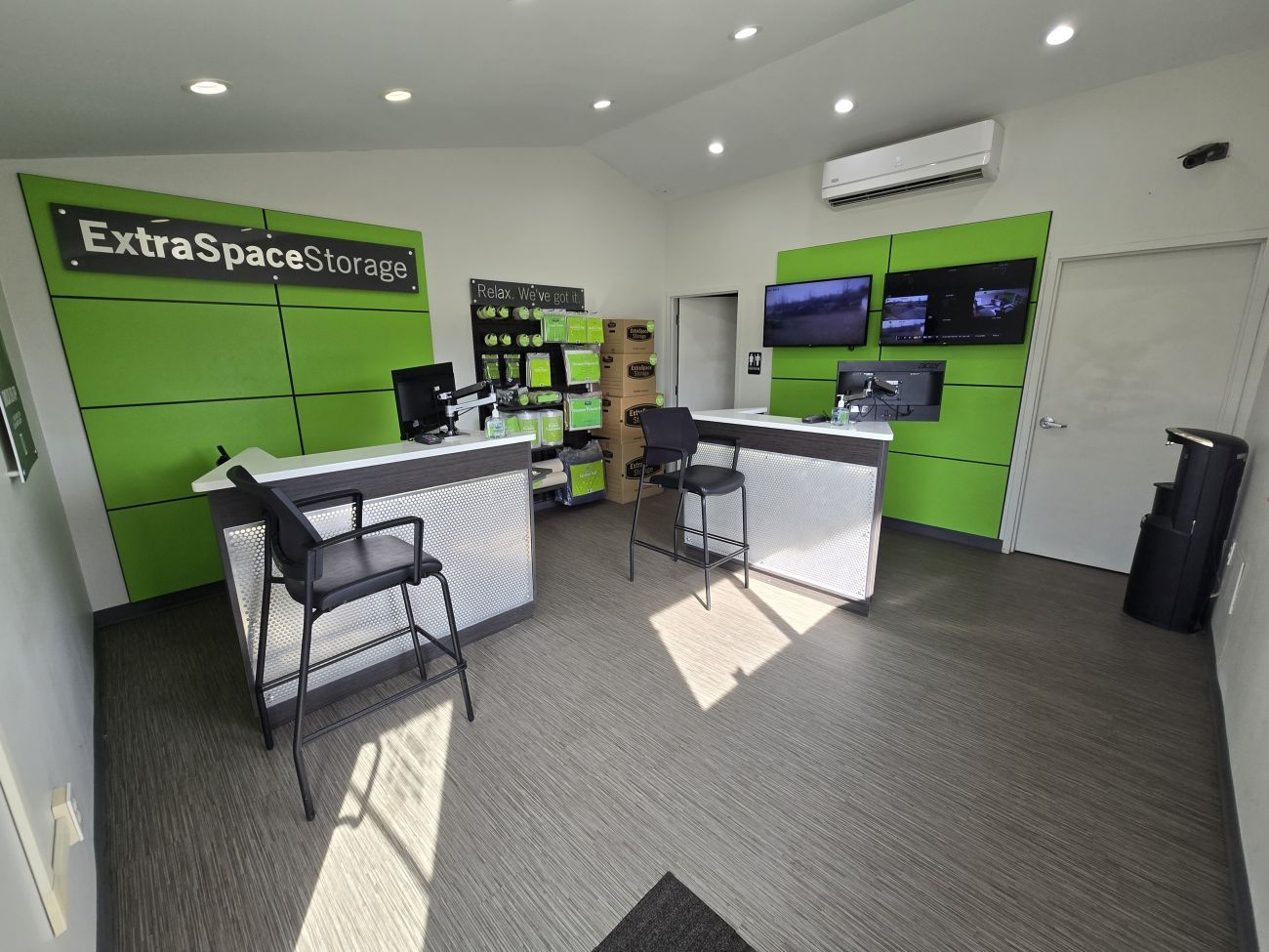Extra Space Storage in Ypsilanti, MI  3500 Carpenter Rd 3