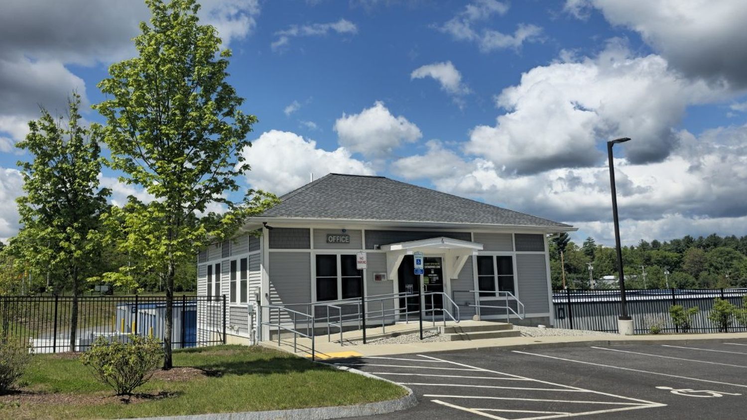 Extra Space Storage  4 Benning Ct in Merrimack, NH