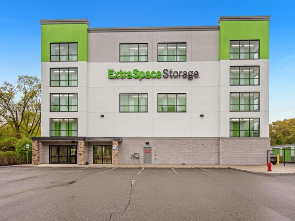 Extra Space Storage facility at 73 Pleasant St - Dracut, MA