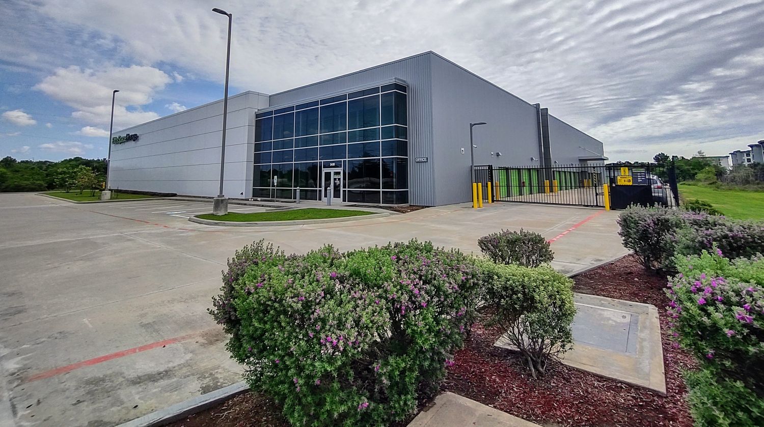 Extra Space Storage  3400 Bayport Blvd in Seabrook, TX