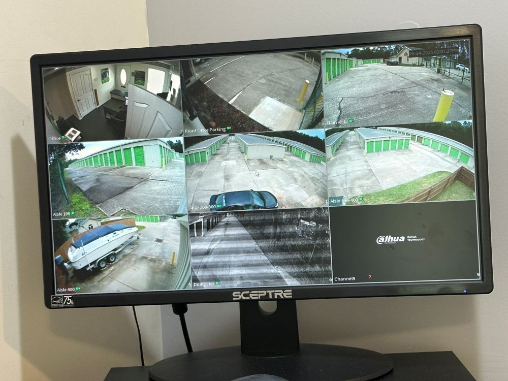 Extra Space Storage  4404 County Road 218 in Middleburg, FL