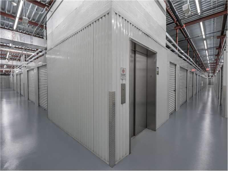 Extra Space Storage  4500 Sommerset Dr in Fort Myers, FL