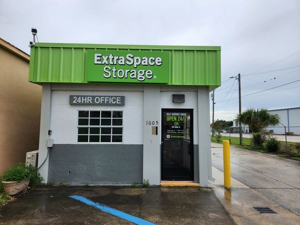 Extra Space Storage facility at 1005 S Alexander St - Plant City, FL