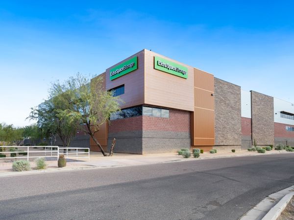 Extra Space Storage facility at 22001 N Scottsdale Rd - Scottsdale, AZ