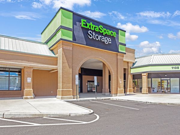 Extra Space Storage facility at 1105 Route 130 S - Cinnaminson, NJ