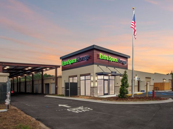 Extra Space Storage facility at 850836 US Highway 17 - Yulee, FL