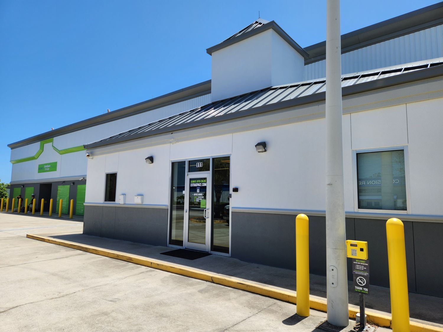 Extra Space Storage  111 Tomahawk Dr in Satellite Beach, FL