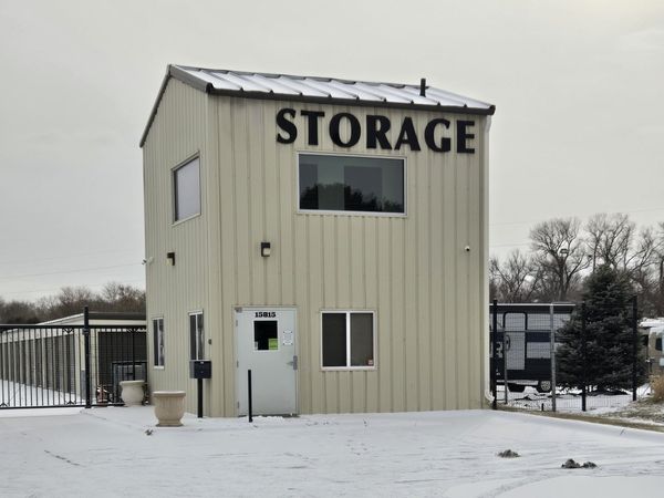 Extra Space Storage facility at 15815 Pacific St - Omaha, NE