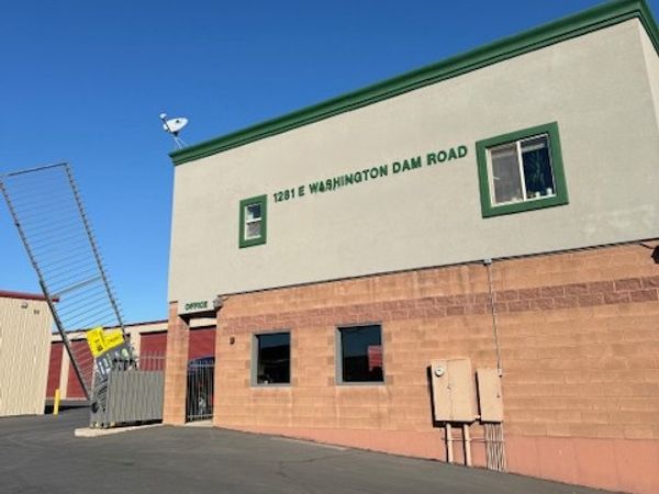 Extra Space Storage facility at 1281 E Washington Dam Rd - Washington, UT