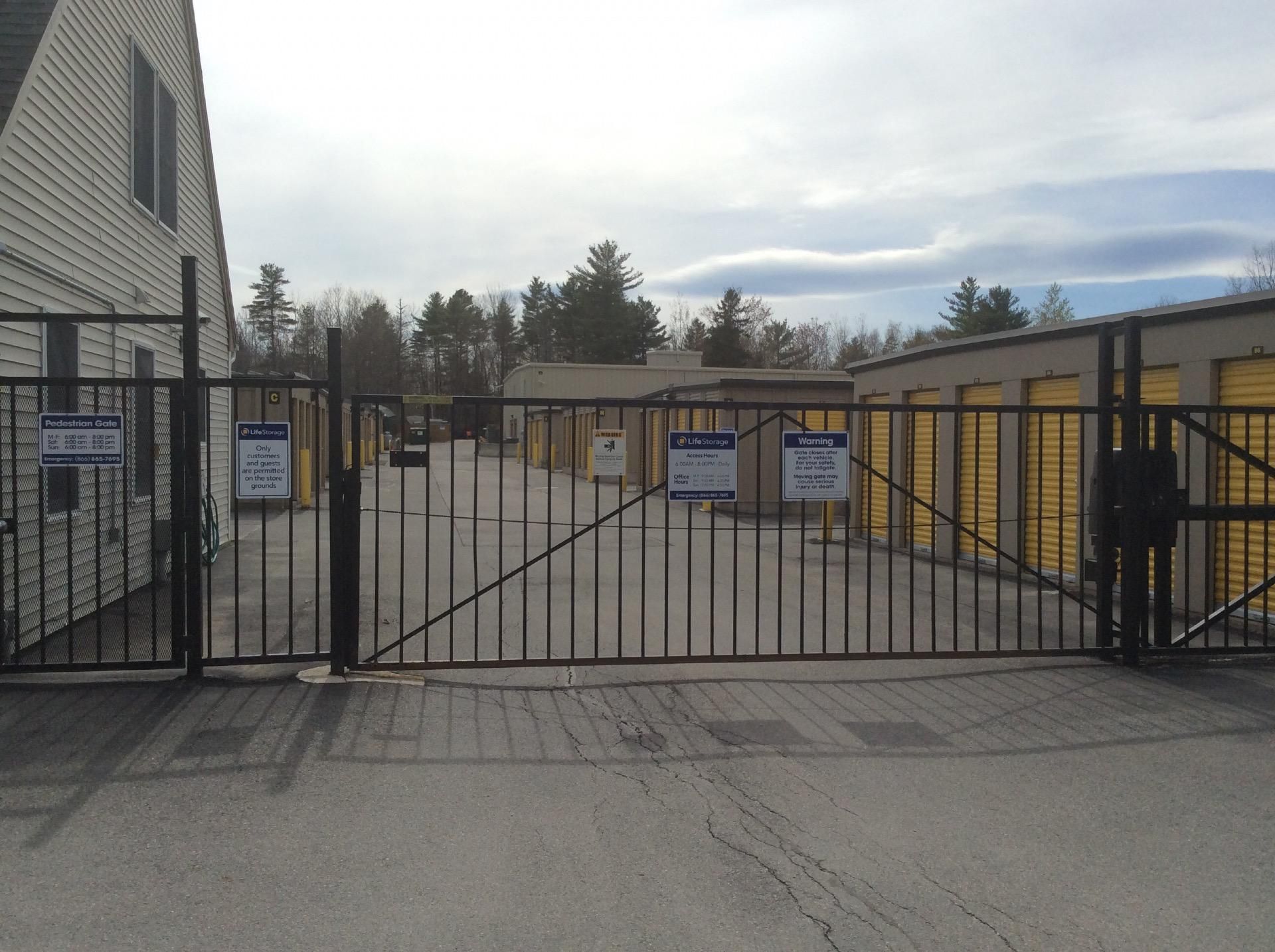 10×5 Self Storage Unit in Westbrook, ME 576 Bridgton Rd Westbrook, Maine 2