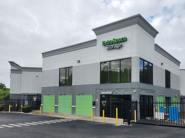 Extra Space Storage facility at 2930 US-98 - Lakeland, FL