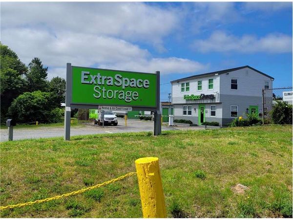 Extra Space Storage facility at 630 MacArthur Blvd - Pocasset, MA