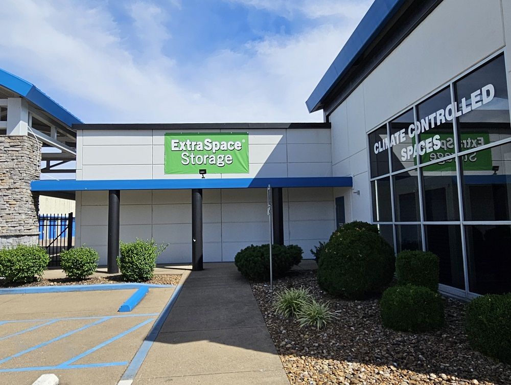 Extra Space Storage  5100 Vogel Rd in Evansville, IN