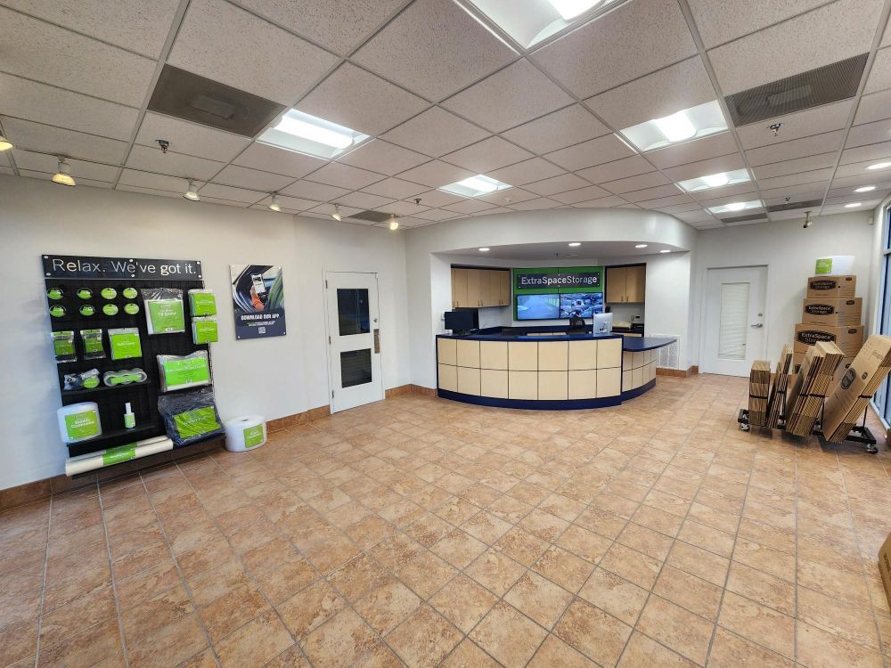 Extra Space Storage in Midlothian, VA  3830 N Bailey Bridge Rd 3