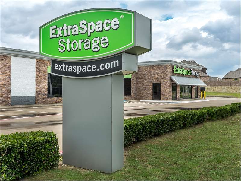 Extra Space Storage  5104 14th St in Murphy, TX