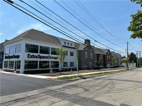 Extra Space Storage facility at 180 Mt Hope Ave - Bristol, RI