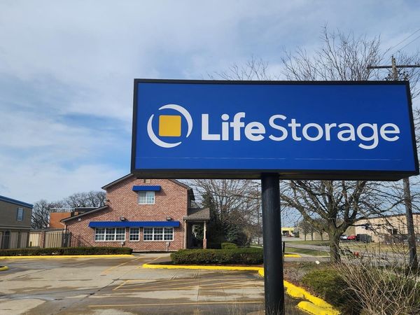 Extra Space Storage facility at 4735 Evanswood Dr - Columbus, OH