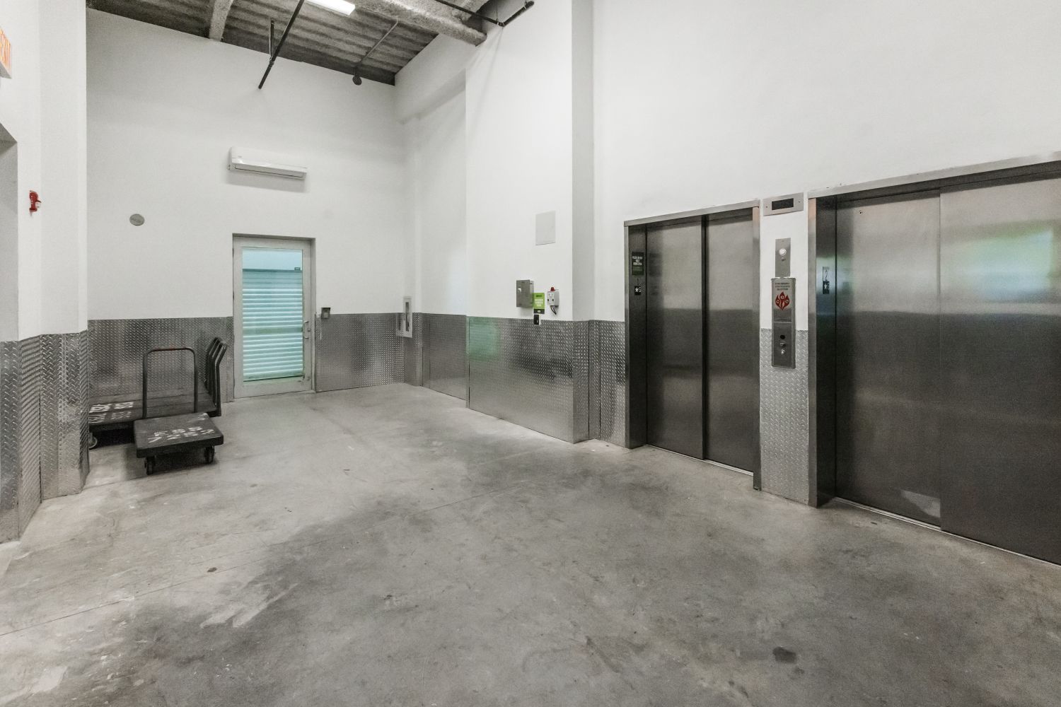 Extra Space Storage  7865 NE 10th Ave in Miami, FL