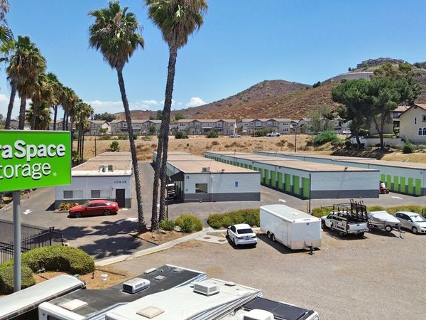 Extra Space Storage facility at 10835 Woodside Ave - Santee, CA