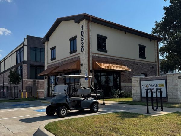 Extra Space Storage facility at 10520 E Hurst Blvd - Hurst, TX