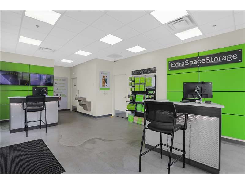 10×5 Self Storage Unit in Dedham, MA 24 Providence Hwy Dedham, Massachusetts 3