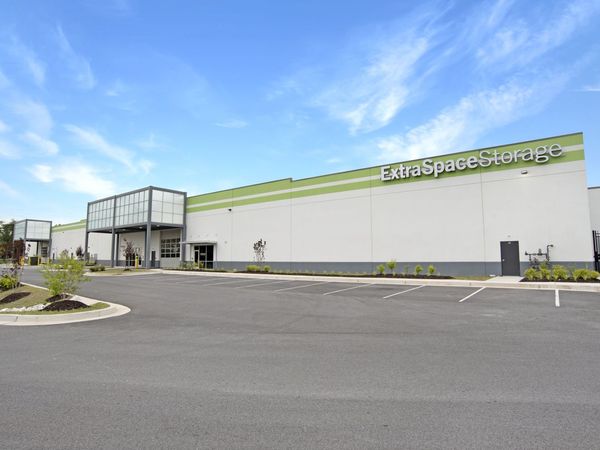 Extra Space Storage facility at 10621 Philadelphia Rd - White Marsh, MD