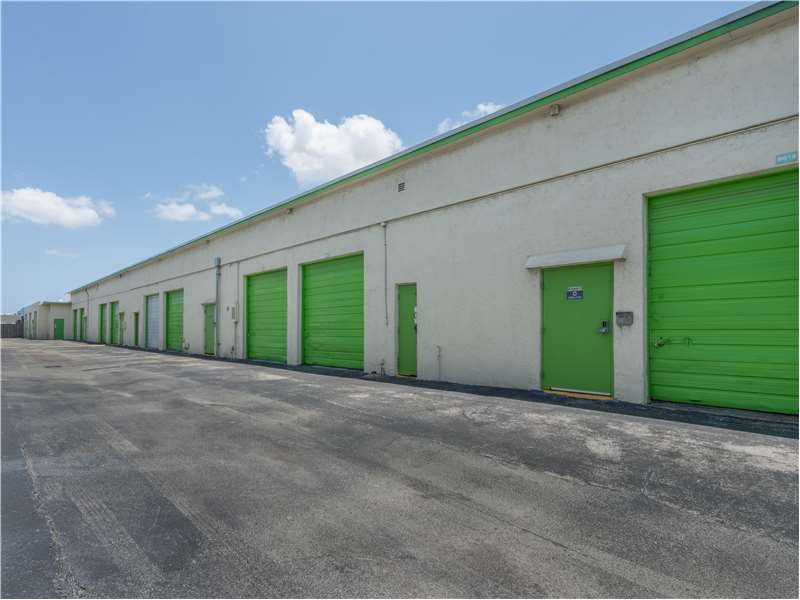 Extra Space Storage  818 NE 44th St in Fort Lauderdale, FL