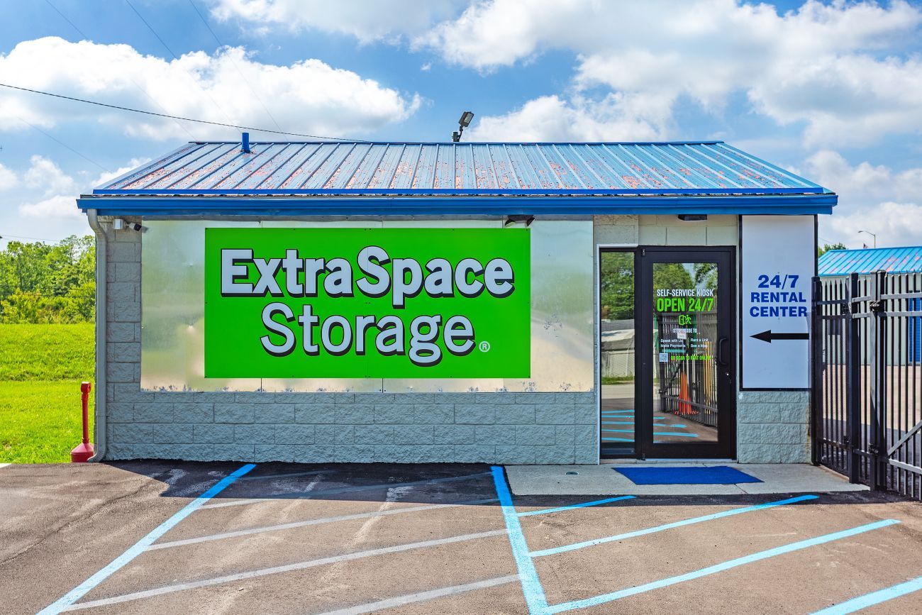 Extra Space Storage in Richmond, IN 1975 Hawkins Rd