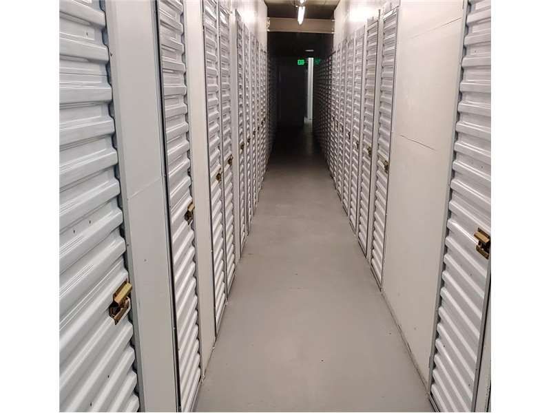 Extra Space Storage  601 Cedar St in Albany, CA