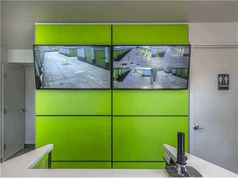 Extra Space Storage  5520 S 3915 W in Salt Lake City, UT