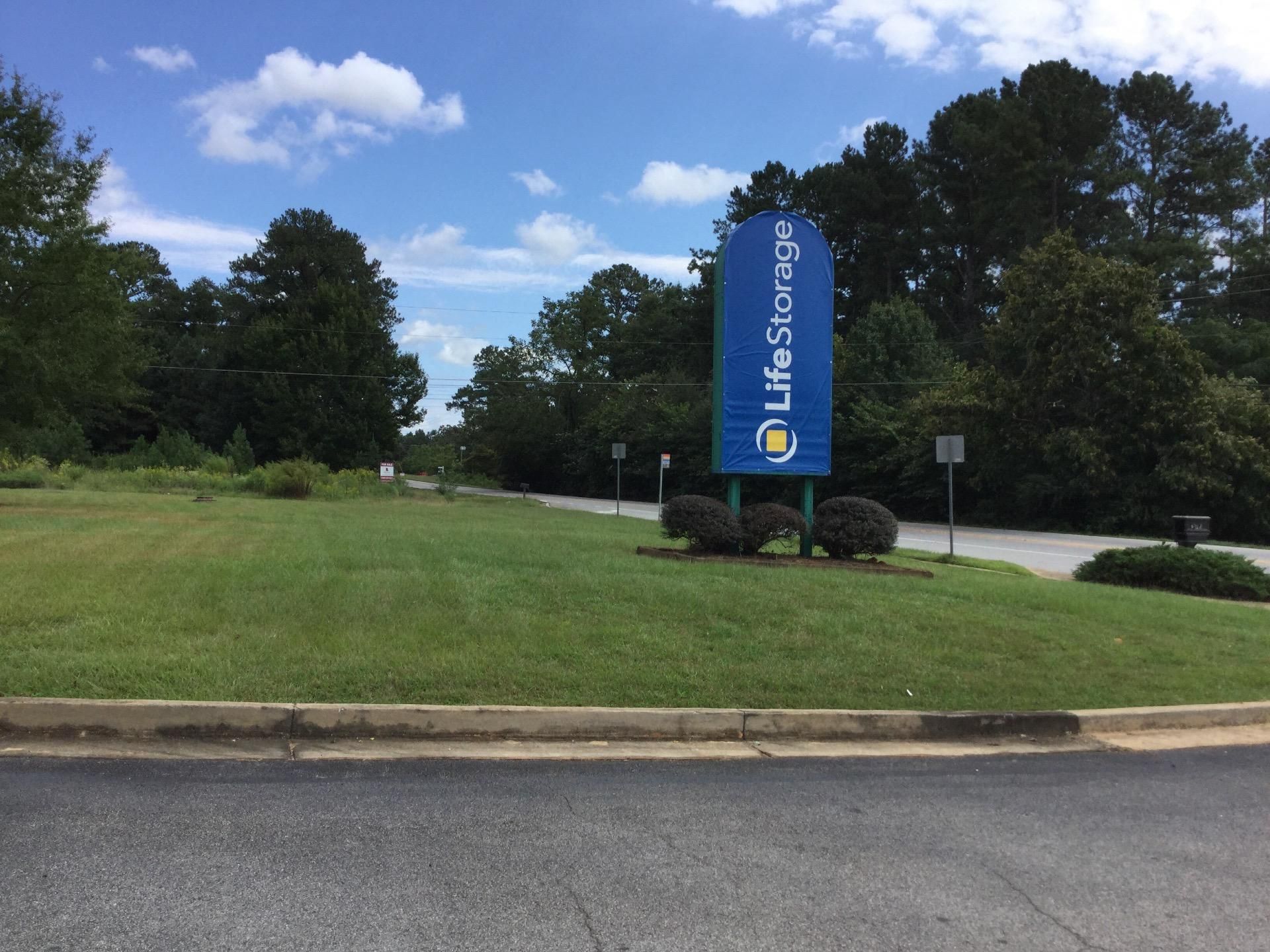 Extra Space Storage  2846 Mt Zion Rd in Stockbridge, GA