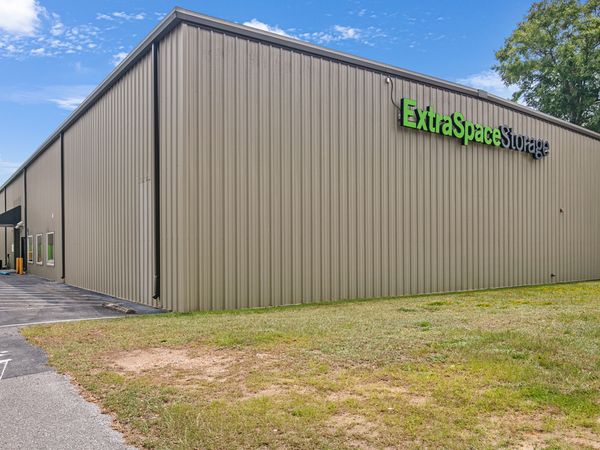 Extra Space Storage facility at 2807 W Michigan Ave - Pensacola, FL
