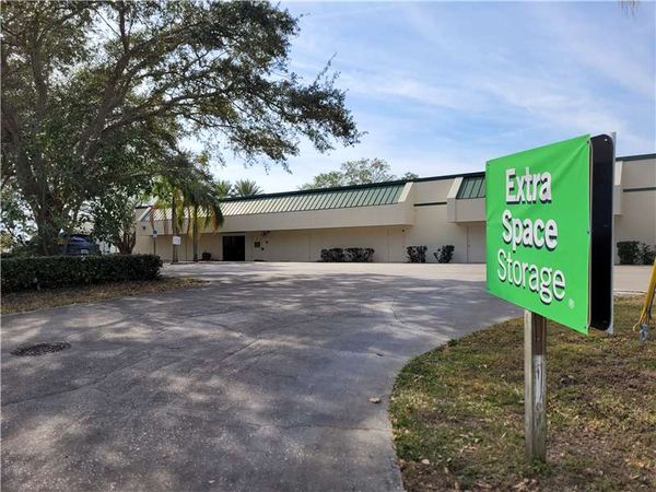 Extra Space Storage facility at 463 Forrest Ave - Cocoa, FL