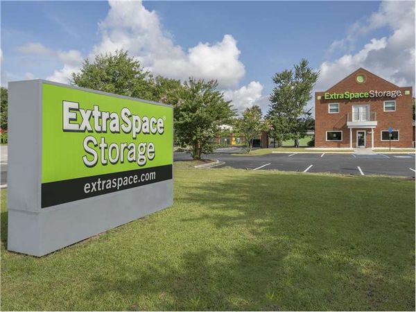 Extra Space Storage facility at 782 King George Blvd - Savannah, GA
