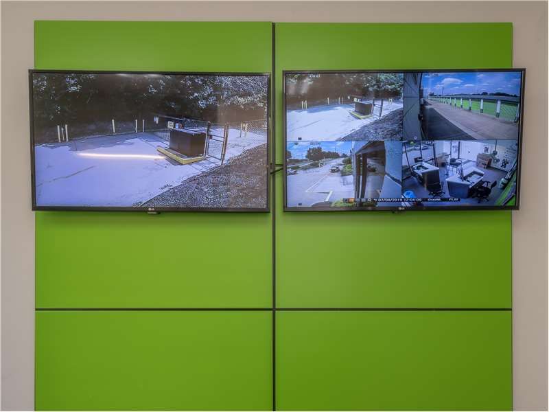 Extra Space Storage  2900 Crescent Springs Pike in Erlanger, KY