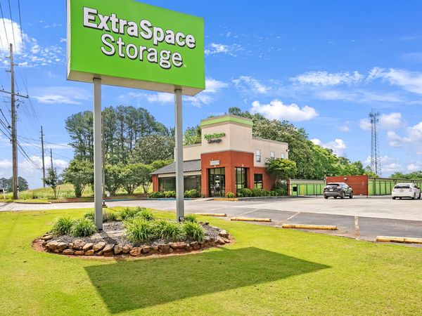 Extra Space Storage facility at 7015 Highway 72 W - Huntsville, AL