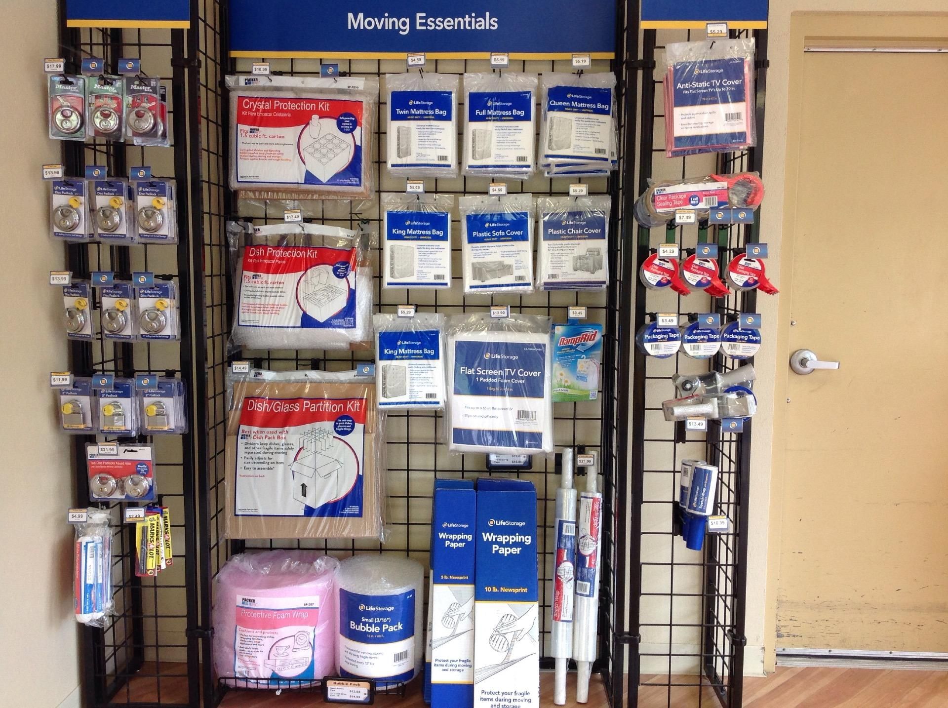 Extra Space Storage  104 Bennett Rd in Camillus, NY