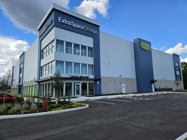 Extra Space Storage facility at 110 Hart Rd - Davenport, FL