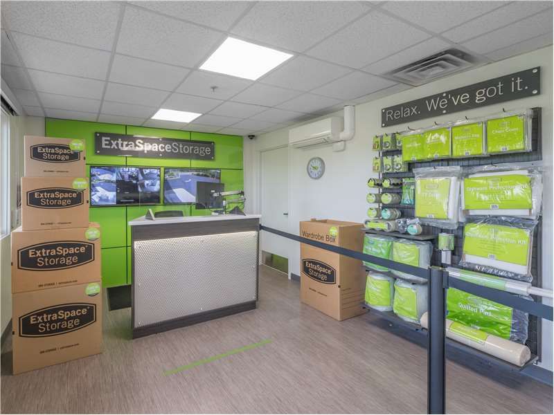 5×5 Self Storage Unit in North Andover, MA 1701 Osgood St North Andover, Massachusetts 3