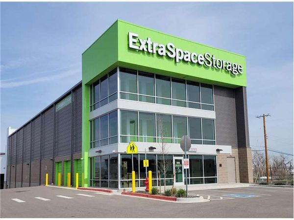 Extra Space Storage facility at 3325 S Santa Fe Dr - Englewood, CO