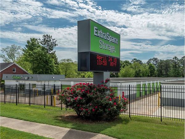 Extra Space Storage facility at 1412 Opelika Rd - Auburn, AL